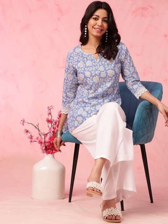 Women's Rayon Floral Printed Straight Short Kurti Set