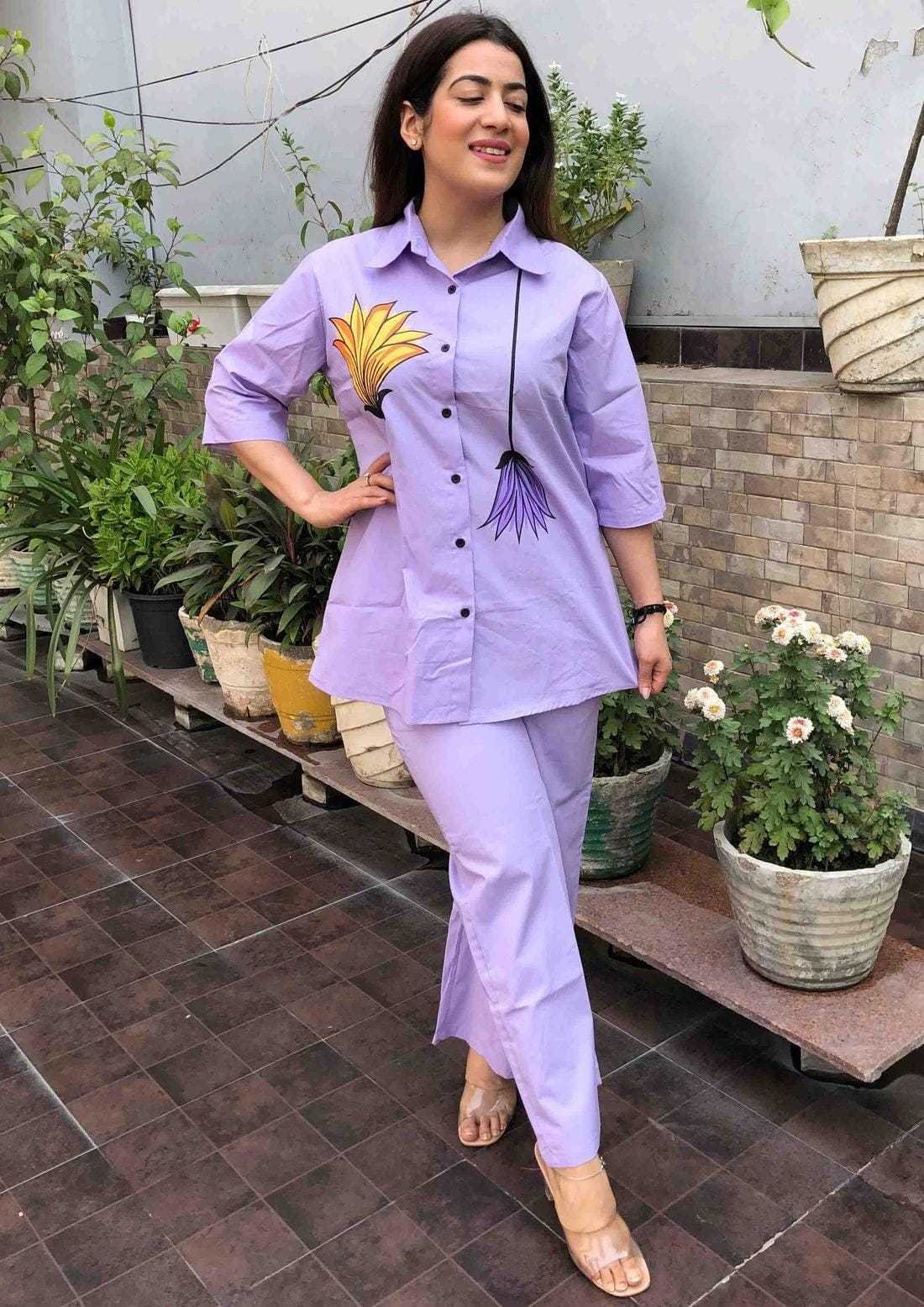 Women's Cotton Floral Printed Straight Short Shirt Kurti With Pant - Image 2